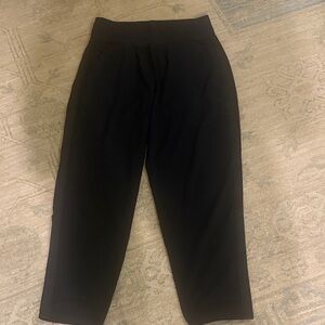 Black elastic waist athletic pant